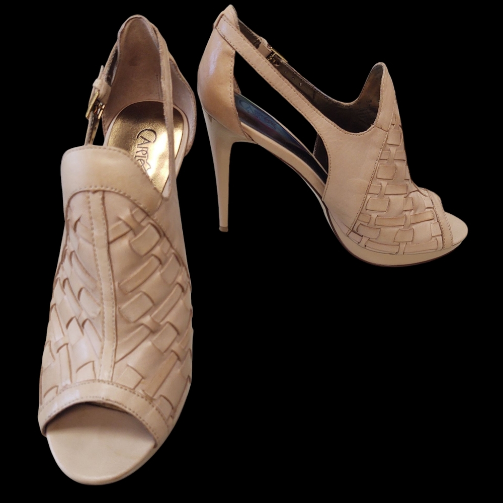 Carlos by Carlos Santana Beige Woven Peep-Toe Stilettos